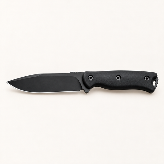 Senko Jaktkniv med mørkt blad – Kampanje 790 kr – svart variant på varm, lys bakgrunn