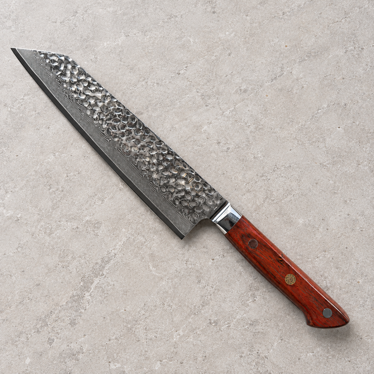 Senko Vintage Kiritsuke – diagonal produktvinkel på lys steinbakgrunn